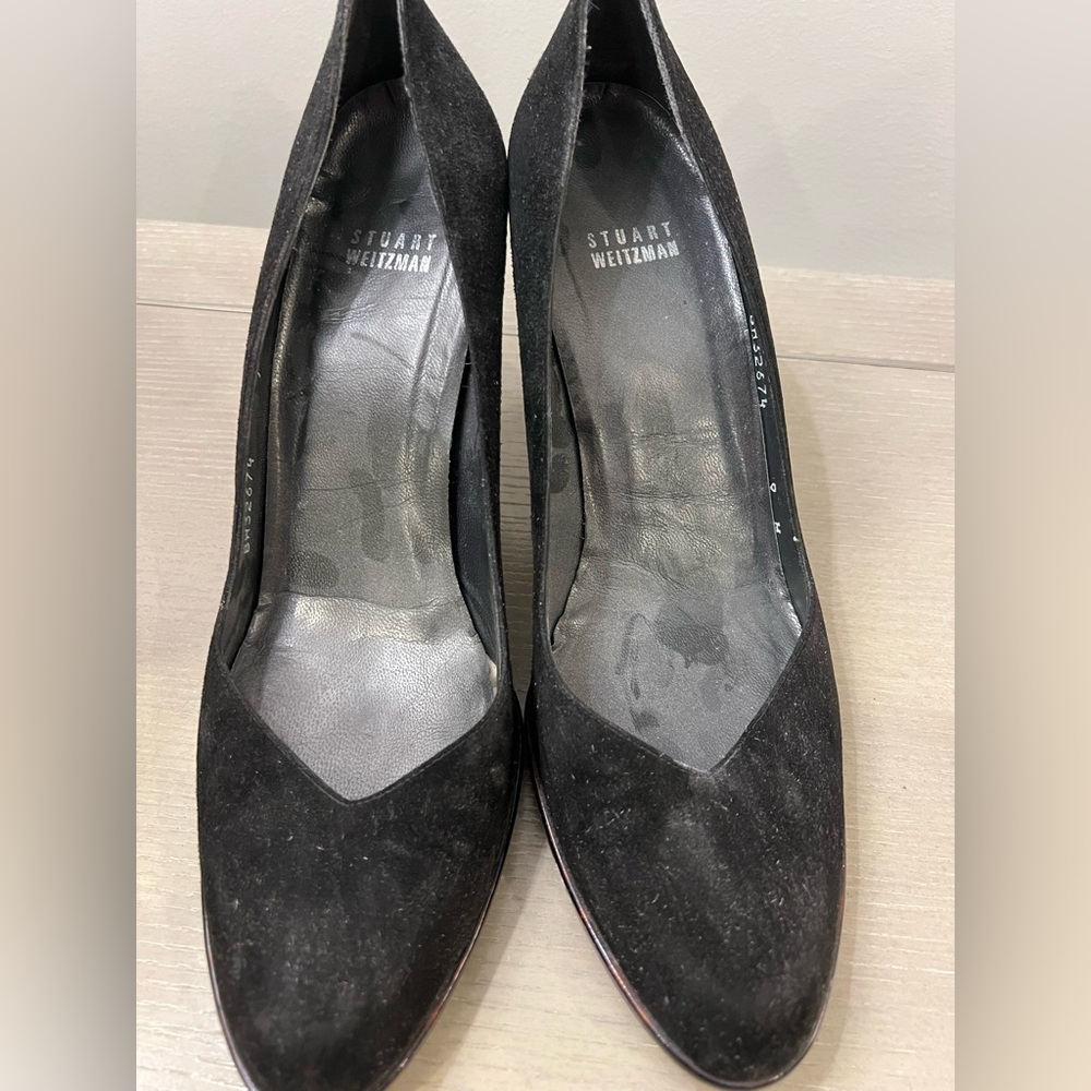 Stuart Weitzman Classic Black Pumps